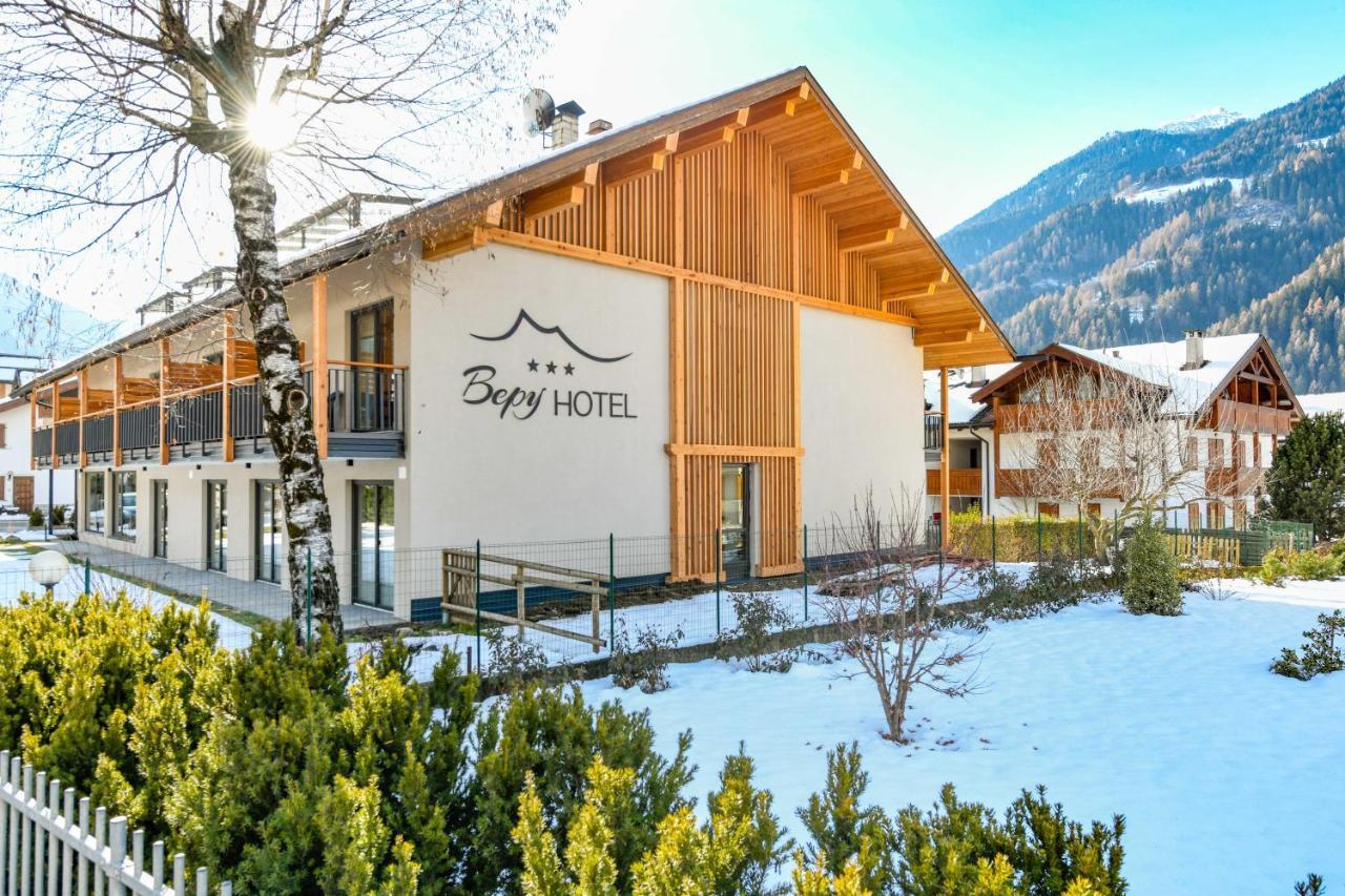 Bepy Hotel Garni Giustino Екстер'єр фото