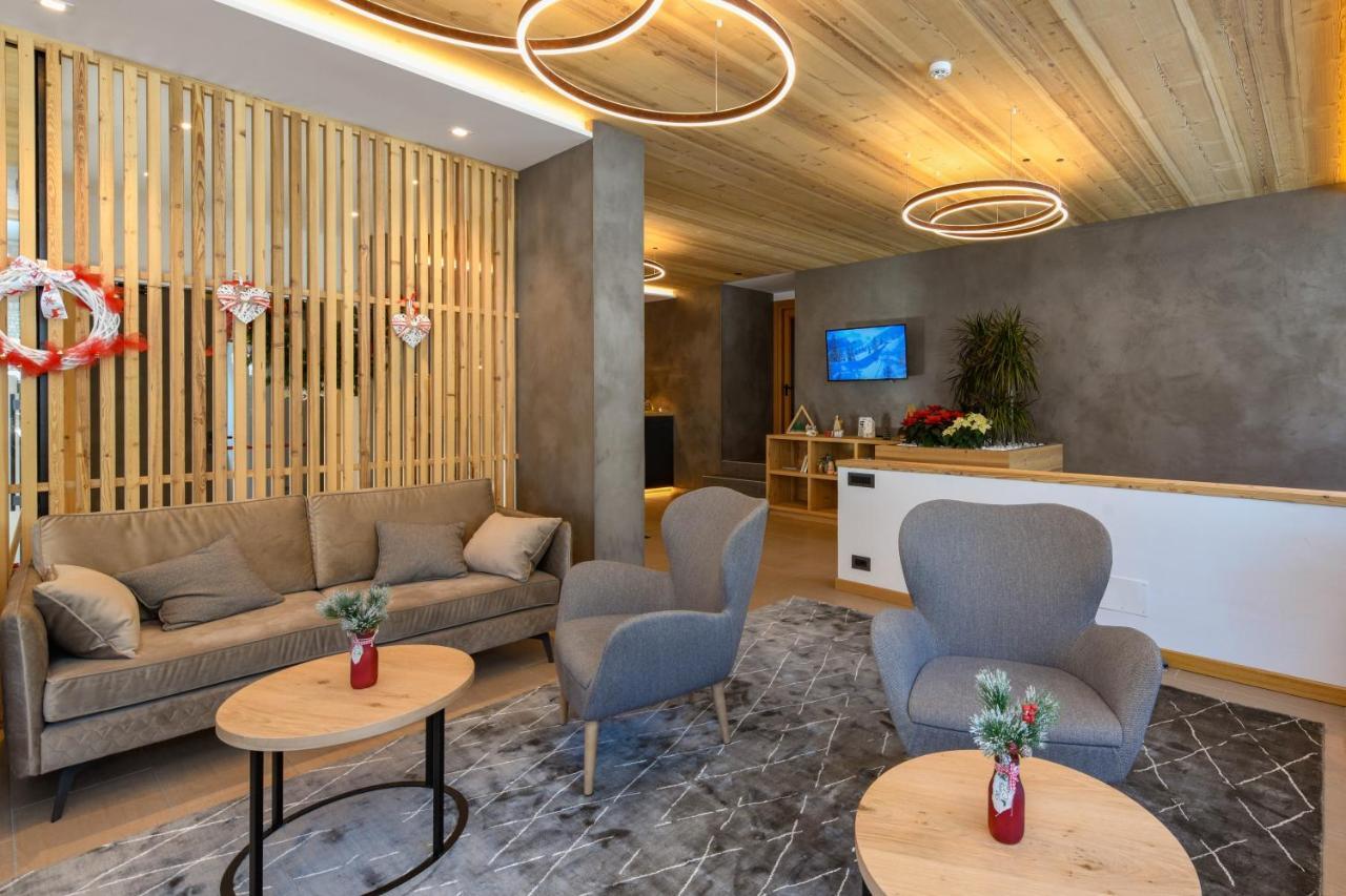 Bepy Hotel Garni Giustino Екстер'єр фото