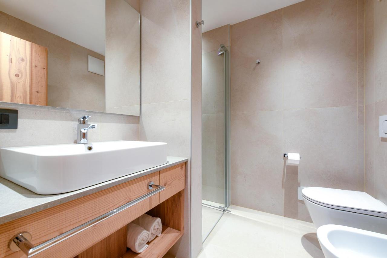 Bepy Hotel Garni Giustino Екстер'єр фото
