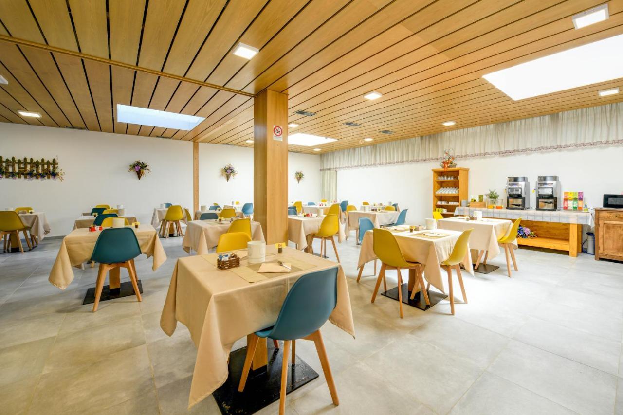 Bepy Hotel Garni Giustino Екстер'єр фото