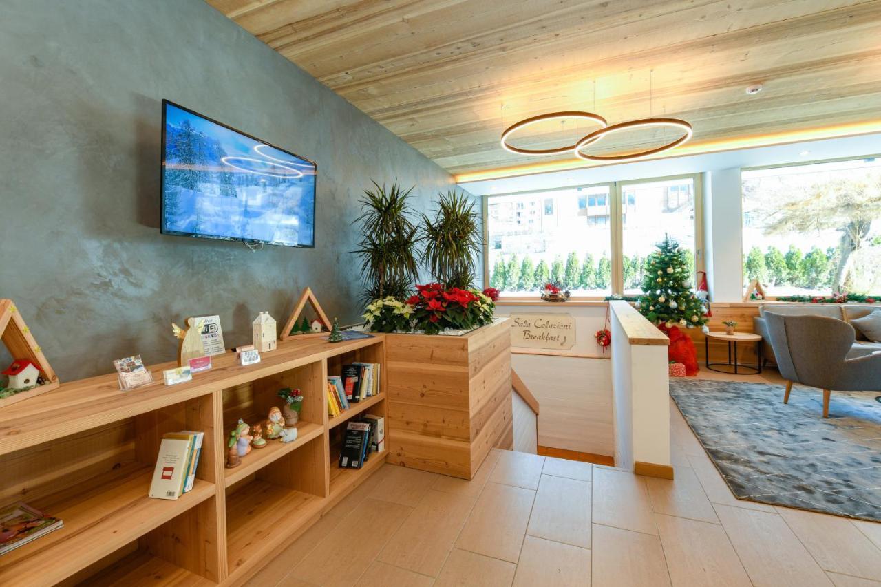 Bepy Hotel Garni Giustino Екстер'єр фото