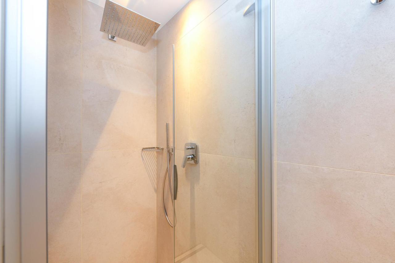 Bepy Hotel Garni Giustino Екстер'єр фото