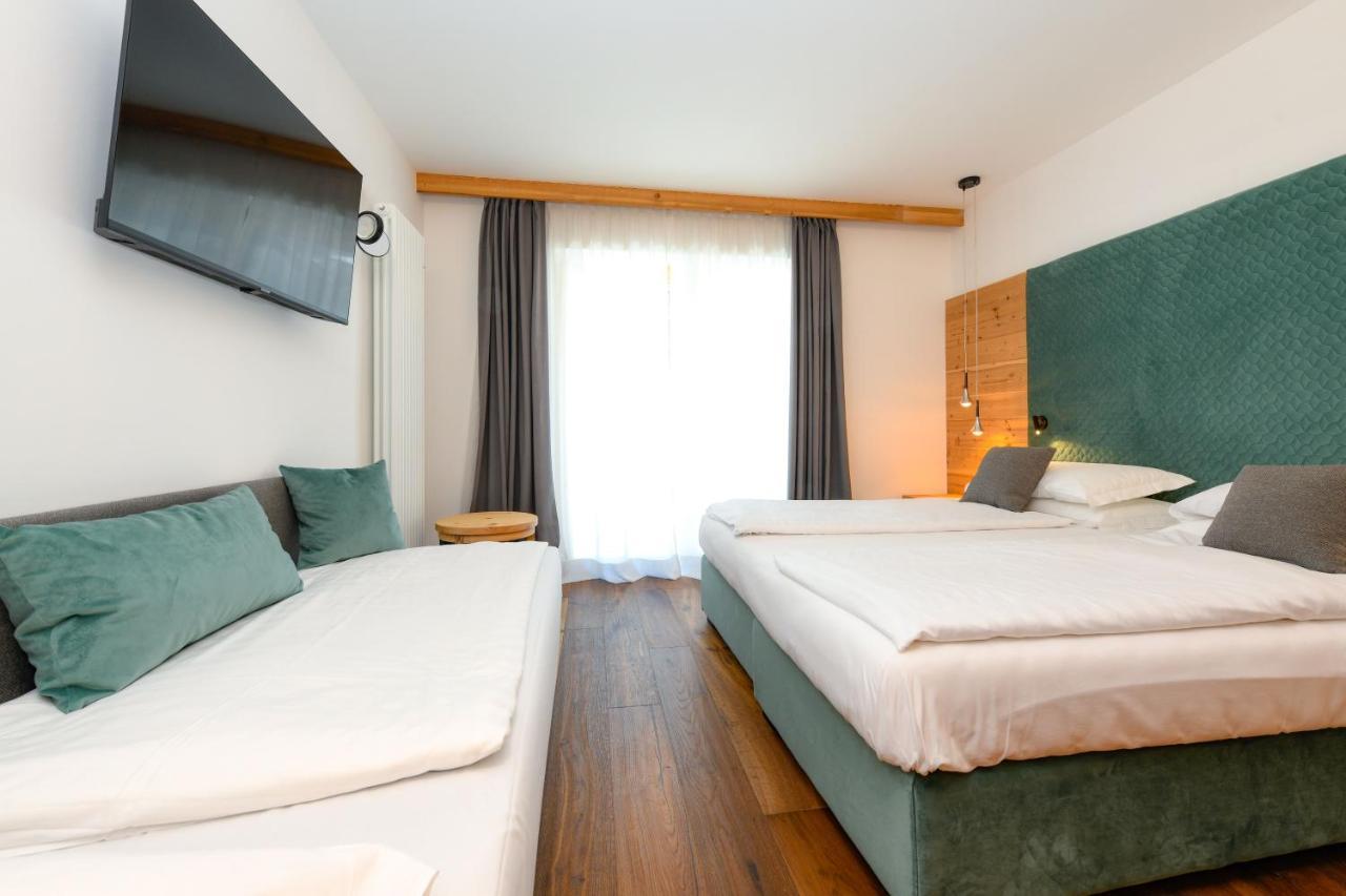 Bepy Hotel Garni Giustino Екстер'єр фото
