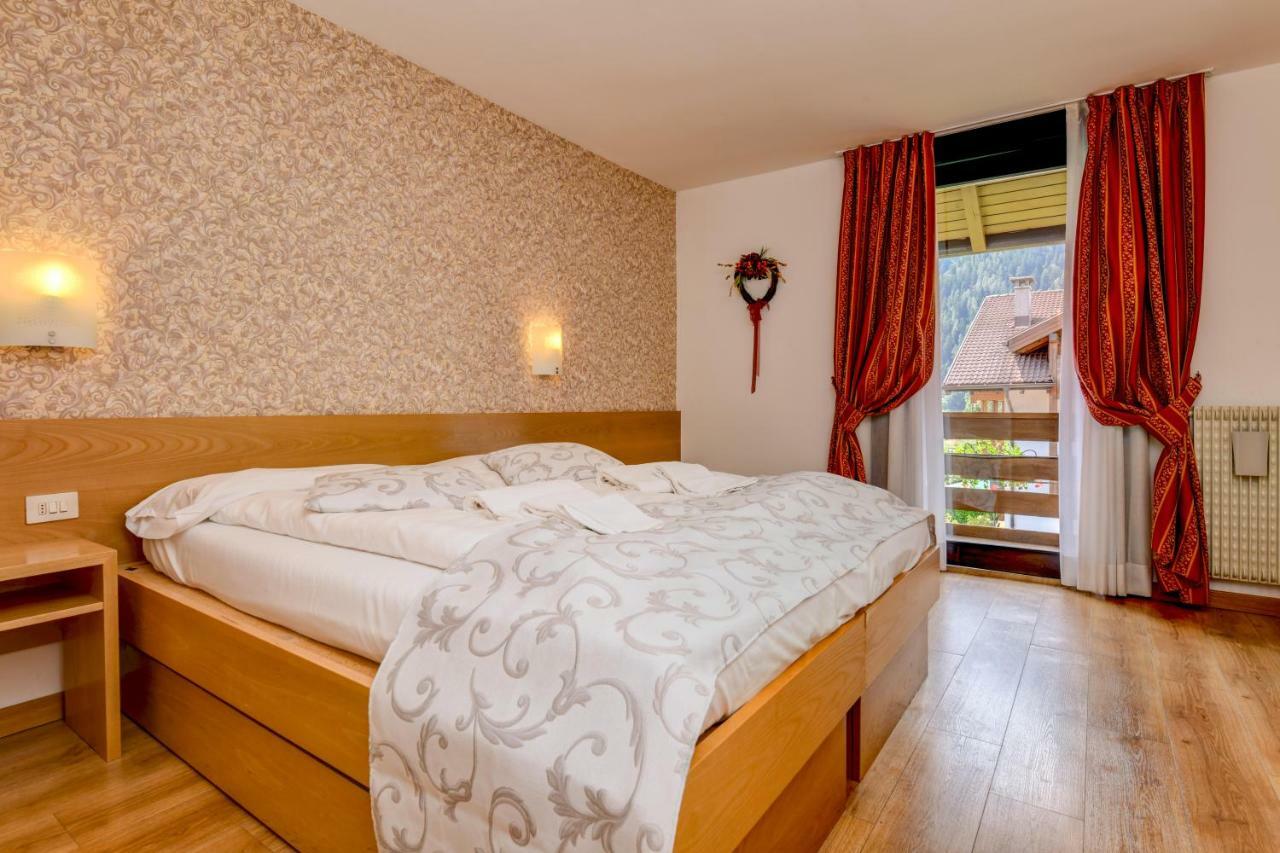 Bepy Hotel Garni Giustino Екстер'єр фото